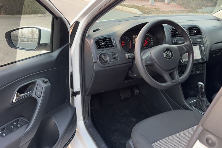 Used Volkswagen Polo 2018 1.5L Automatic Advanced Driving Model
