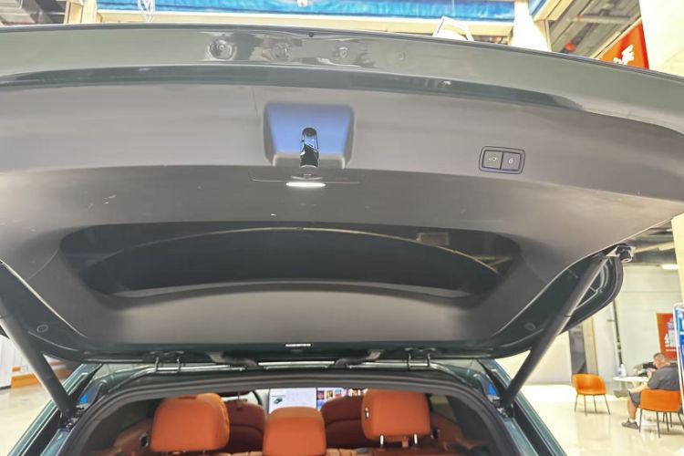 Used Li Auto L7 2023 Pro Model
