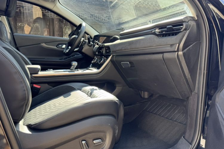 Used  Lingyun 2023 400T Two-Wheel-Drive Star Prestige Edition
