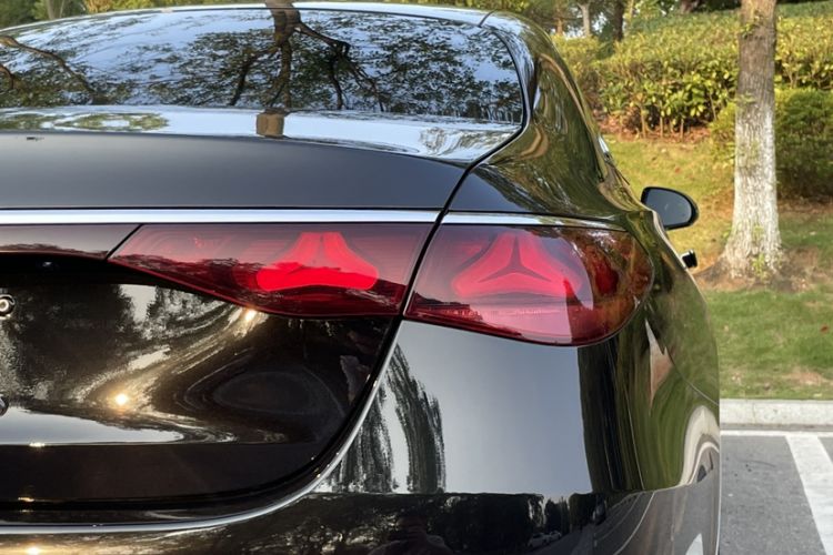 Used Mercedes-Benz E-Class 2024 E 260 L
