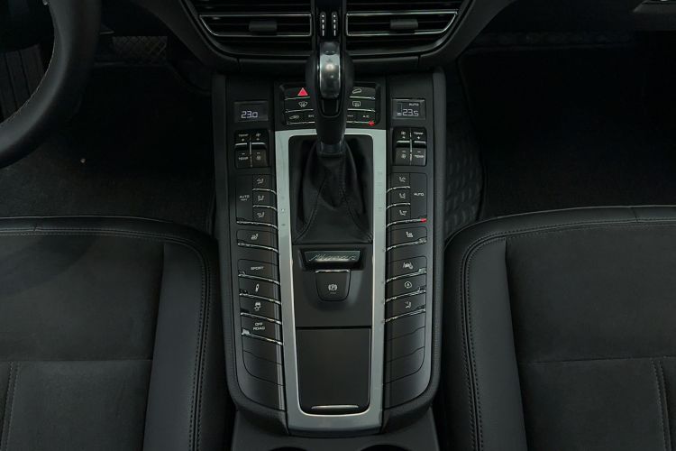 Used Porsche Macan 2021 Macan 2.0T