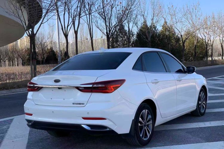 Used Ford Escort 2021 1.5L Automatic Diamond Edition
