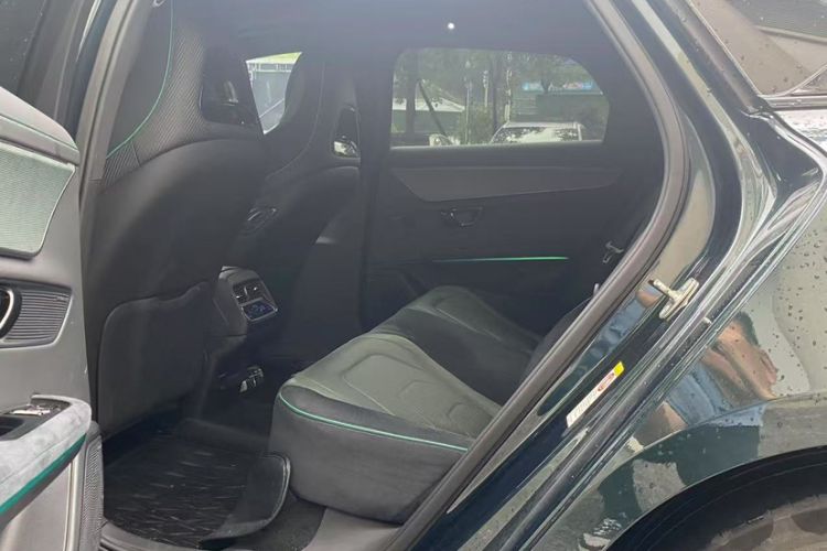 Used BYD Han 2022 EV 610 km All-Wheel-Drive Qianshan Cui Limited Edition
