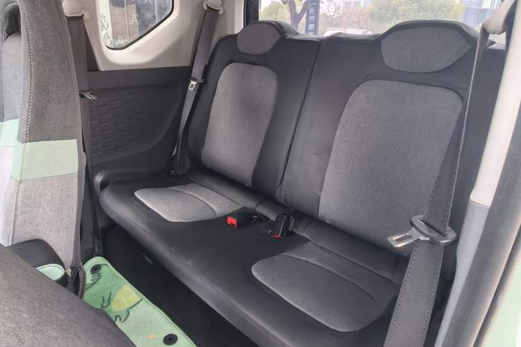 Used Wuling Hongguang MINIEV 2022 Macaron Premium Model – Lithium Iron Phosphate