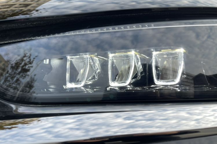 Used  7 2018 45THP Rivoli Pioneer Edition
