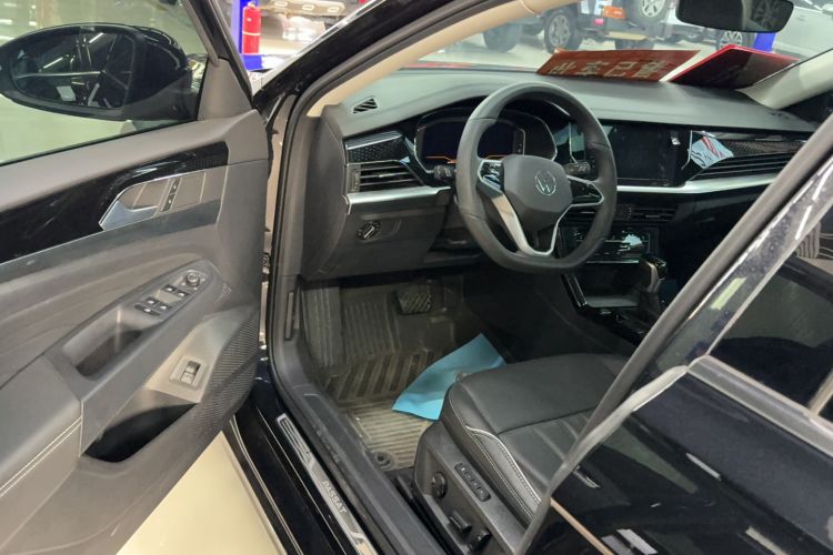 Used Volkswagen Passat 2024 330TSI Starry Elite Edition
