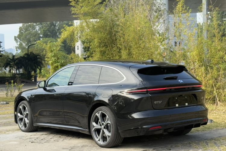 Used Nio ET5T 2025 75 kWh Touring
