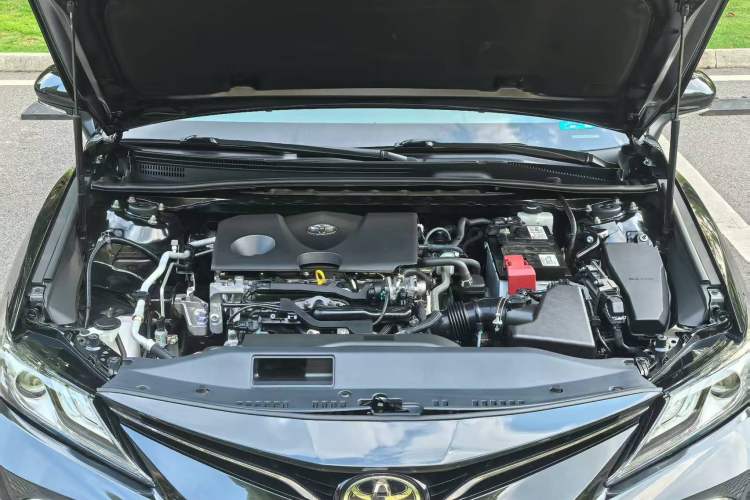 Used Toyota Camry 2021 2.0G Luxury Edition
