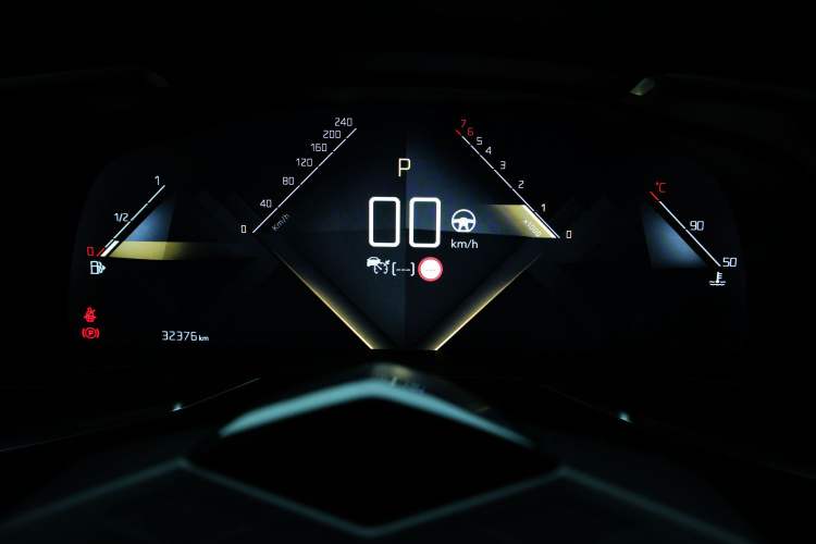 Used  7 2018 45THP Rivoli Pioneer Edition
