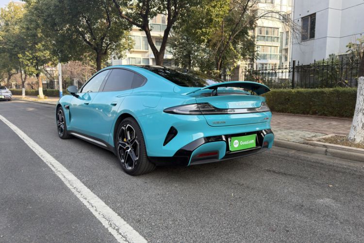 Used  SU7 2024 Four-Wheel Drive Ultra-Long Range Advanced Intelligent Driving Max Edition