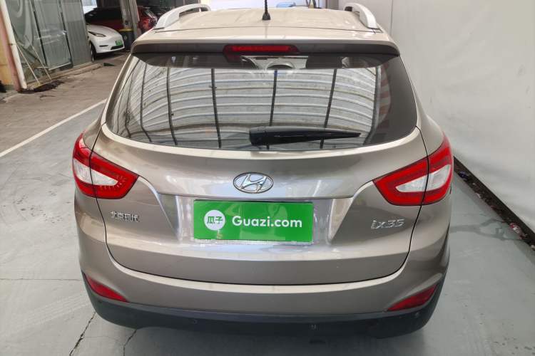 Used Hyundai ix35 2013 2.0L Automatic Two-Wheel Drive Smart GLS China IV Standard