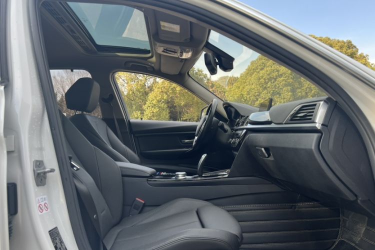 Used BMW 3 Series 2019 320Li Fashion Model
