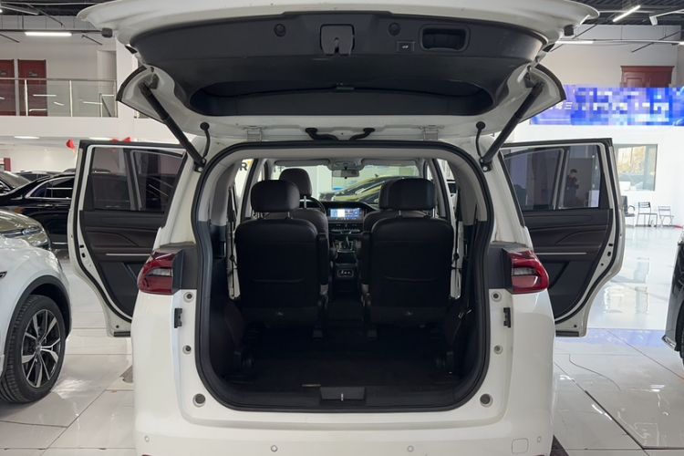 Used GAC Trumpchi M6 2019 270T DCT Prestige Edition (7-seater) China VI