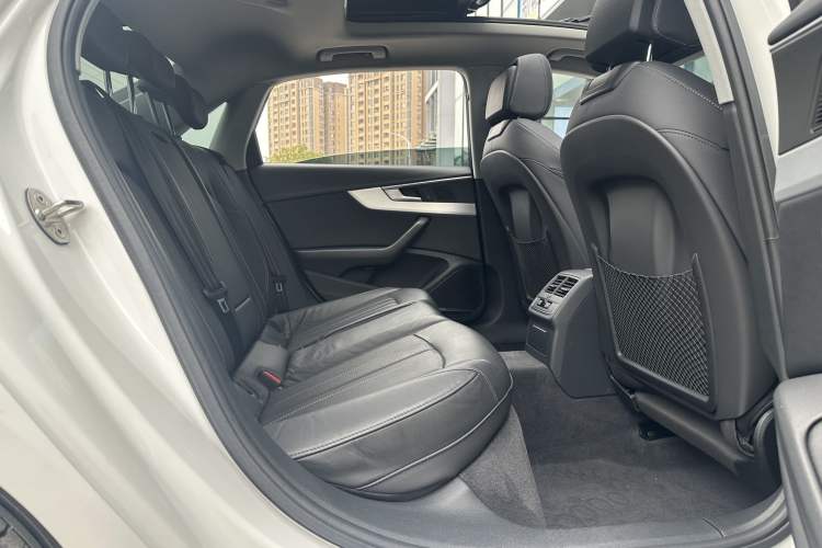 Used Audi A4L 2020 40 TFSI Fashion Dynamic Model