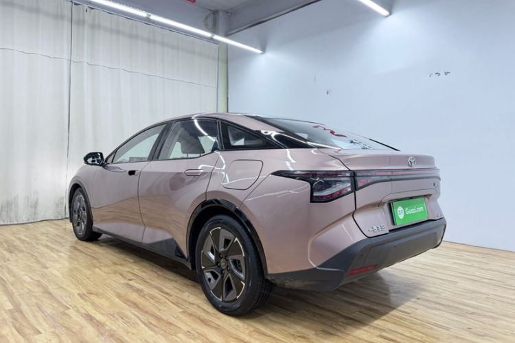 Used Toyota bZ3 2023 616 km Long-Range Premium
