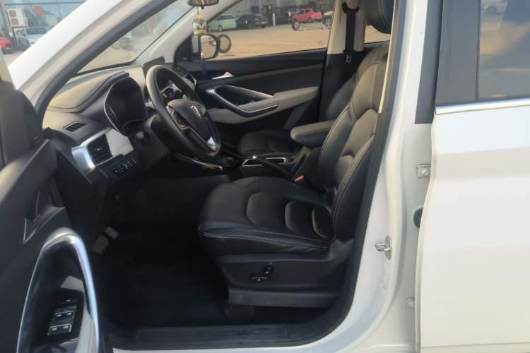 Used Baojun 530 2019 1.5T CVT Luxury Model China V
