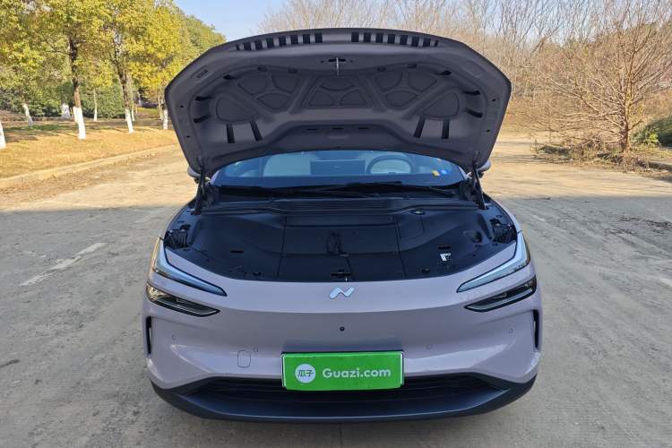 Used ONVO L60 2024 60 kWh Rear-Drive Version