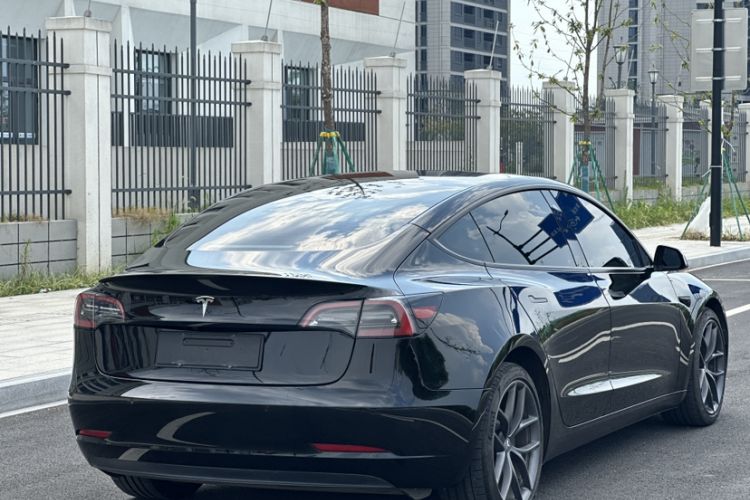 Used Tesla Model 3 2022 Performance High-Performance All-Wheel-Drive Version
