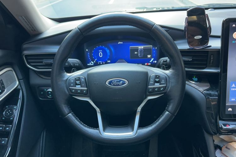 Used Ford Explorer 2020 EcoBoost 285 4x4 Titanium Edition 7-Seater
