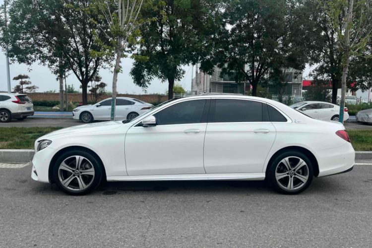 Used Mercedes-Benz E-Class 2016 E 200 L Sport Edition
