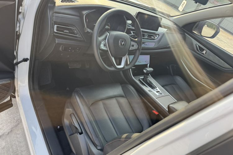 Used Changan CS75 2022 Blue Whale Edition 1.5T DCT Luxury Model
