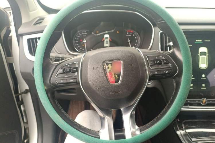 Used Roewe RX5 2016 30T Two-Wheel Drive Automatic Internet Smart Edition