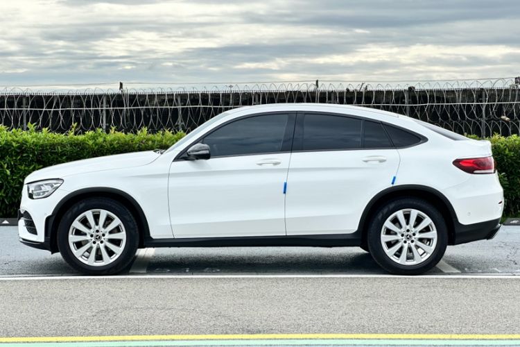 Used Mercedes-Benz GLC Coupe 2020 GLC 260 4MATIC Coupe SUV
