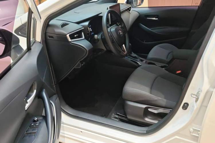 Used Toyota Levin 2022 185T CVT Luxury Edition
