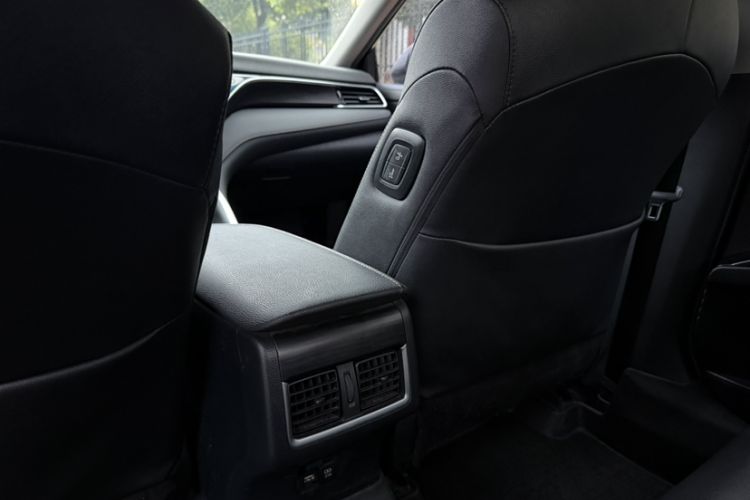 Used Toyota Camry 2021 Dual-Motor 2.5 HGVP Leading Edition
