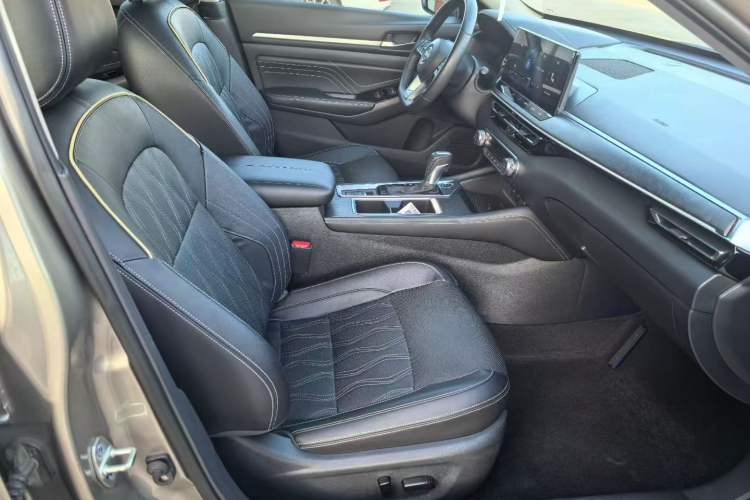 Used Nissan Teana 2022 2.0L XL-Upr Enjoyment Edition
