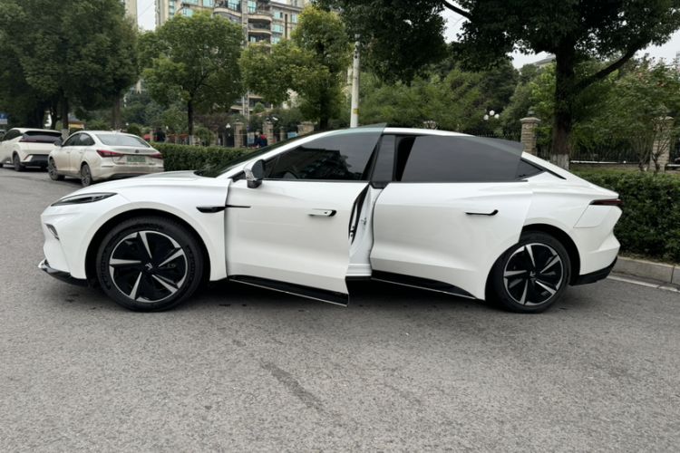 Used  F7 2023 Advanced Edition