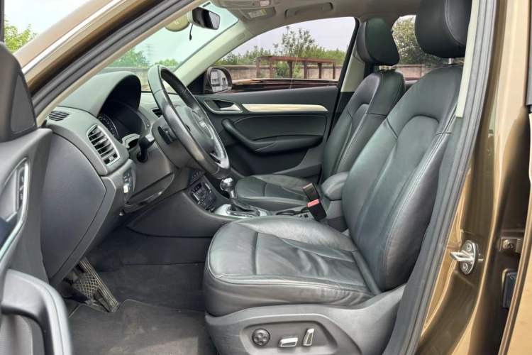 Used Audi Q3 2016 30 TFSI Fashion Model
