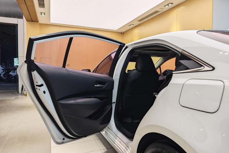 Used Toyota Allion 2021 2.0L Deluxe Edition