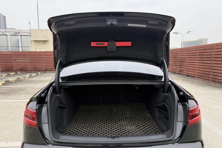 Used Audi A4L 2019 40 TFSI Fashion Edition China VI Emission Standard