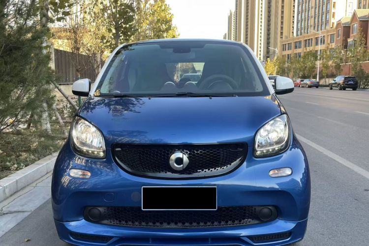 Used  fortwo 2015 1.0L 52 kW Hardtop Passion Edition
