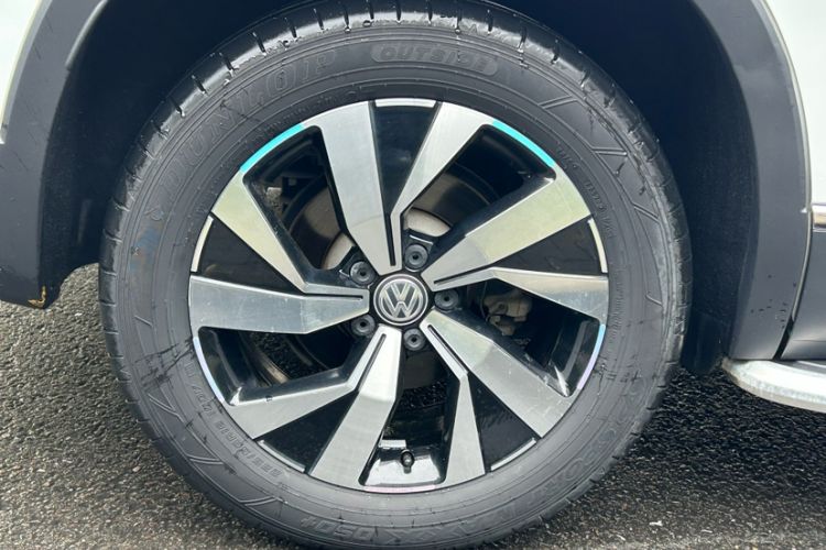 Used Volkswagen Tayron 2020 280TSI Two-Wheel Drive Luxury Connect Edition
