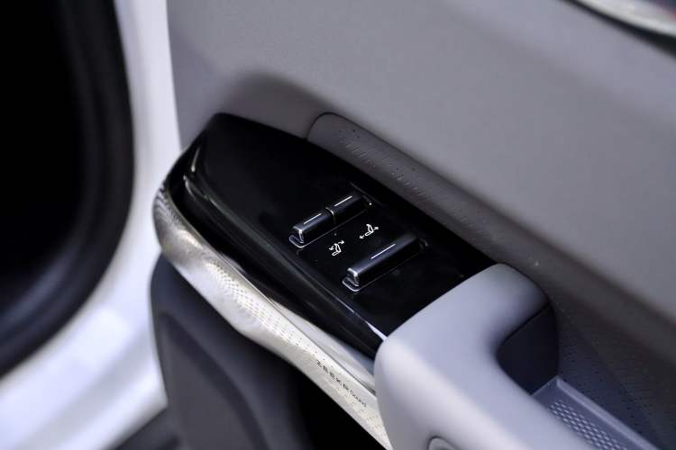 Used Zeekr 7X 2025 100kWh Long-Range All-Wheel Drive Intelligent Driving Version