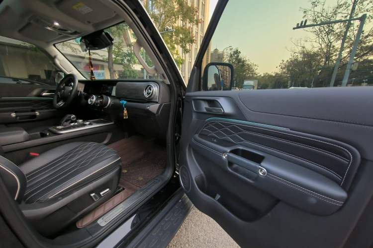 Used Tank 300 2023 Off-Road Edition 2.0T Challenger
