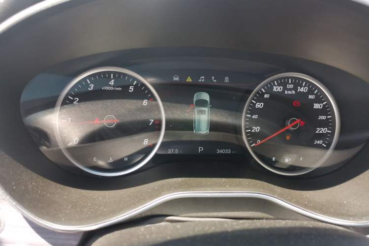 Used Baojun 730 2017 1.5T DCT Flagship Model 7 Seats China V Emission Standard
