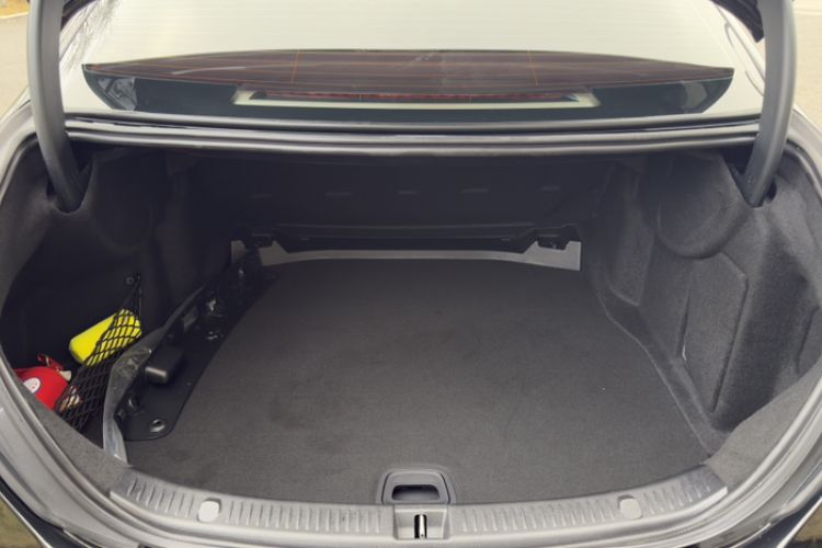 Used Mercedes-Benz E-Class 2023 E 260 L