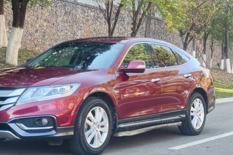 Used Honda Crosstour 2014 2.4L Luxury Edition