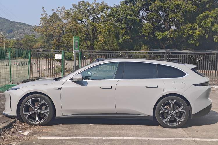 Used Nio ET5T 2024 75kWh Touring
