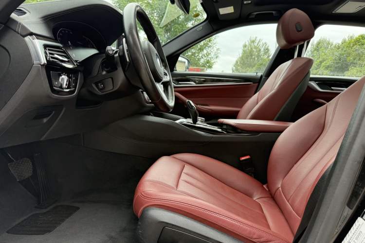 Used BMW 5 Series 2020 530Li Leading Model M Sport Package
