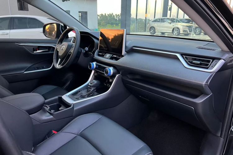 Used Toyota Wildlander 2020 2.0L CVT Two-Wheel Drive Luxury Edition