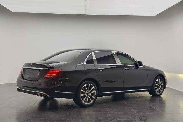 Used Mercedes-Benz E-Class 2017 E 300 L Luxury Model
