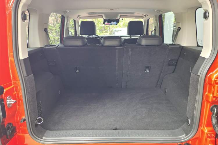 Used Tank 300 2021 City Edition 2.0T—Truly Stylish
