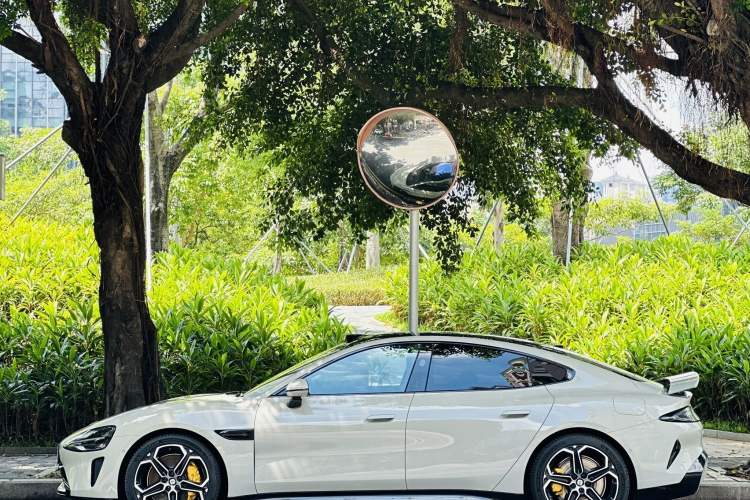 Used  SU7 2024 Four-Wheel Drive Ultra-Long Range Advanced Intelligent Driving Max Edition
