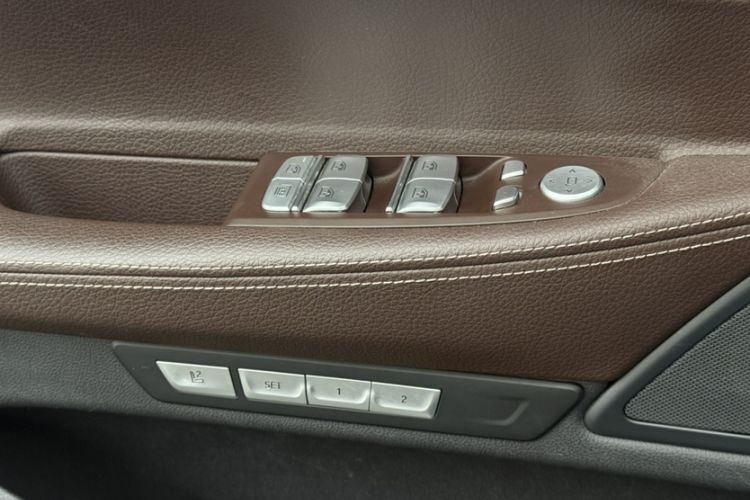 Used BMW 7 Series 2017 730Li Leading Model
