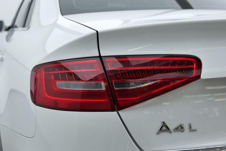 Used Audi A4L 2015 35 TFSI Automatic Comfort Model
