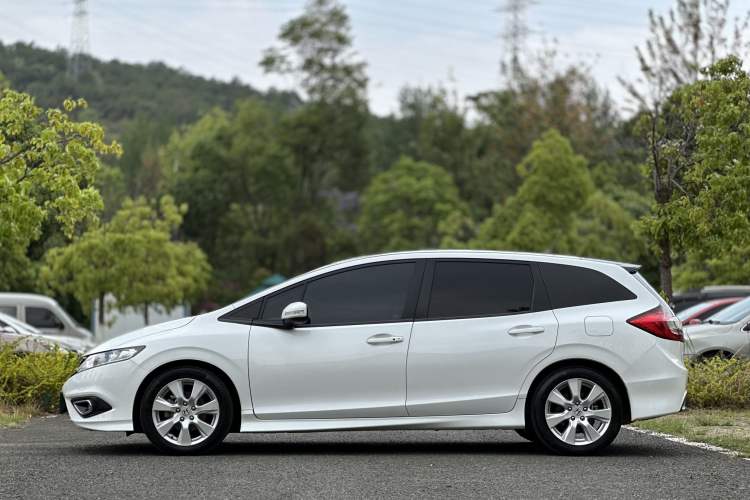 Used Honda Jade 2016 1.8L Automatic Comfort Elite Version 5 Seats